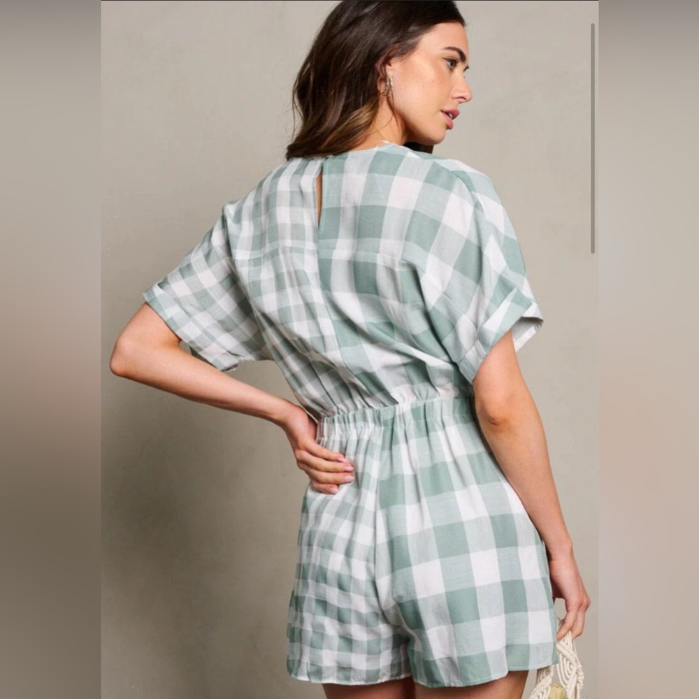 Jaiden- short sleeve plaid wrap romper - Picture 3 of 4
